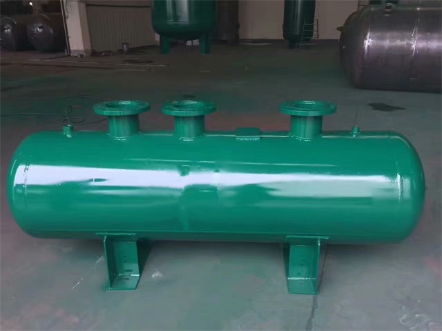 北镇北镇北镇蒸汽分气缸